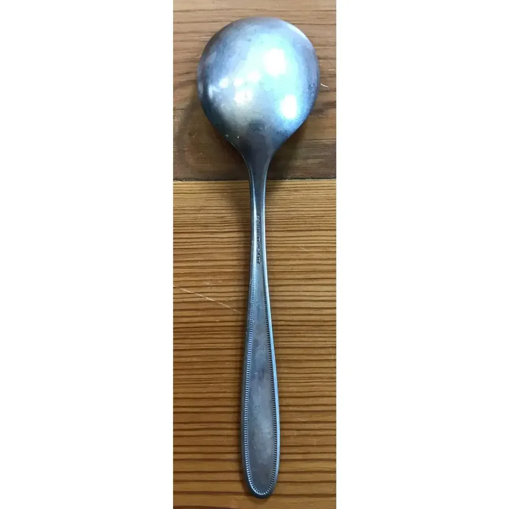 Set Lot 12 Vtg Antique Oneida Silverplate Victorian Community Plate Soup Spoons
